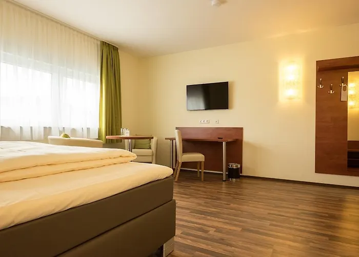 Frühstückspension Viola 3*